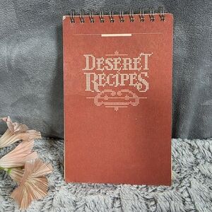 Deseret Recipes - Vintage 1980s Cookbook